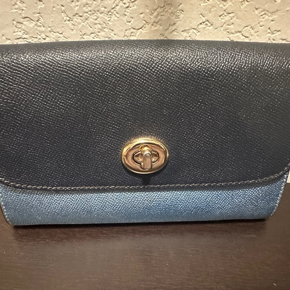 Elegant Black and Blue Coach Wallet/Purse Women's Bag